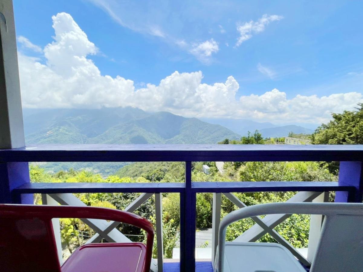 רן-איי Julie'S Garden, Cingjing - Fon Chin Homestay מראה חיצוני תמונה